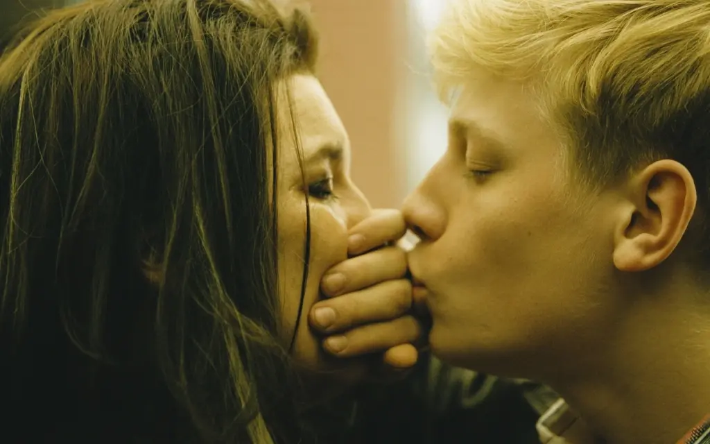 Мамочка (2014)